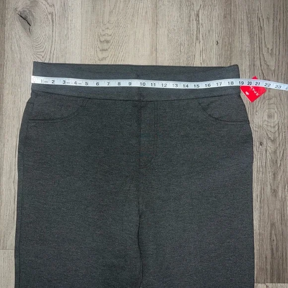 NWT SPANX Women's Dark Gray Flare Pants - Picture 5 of 6